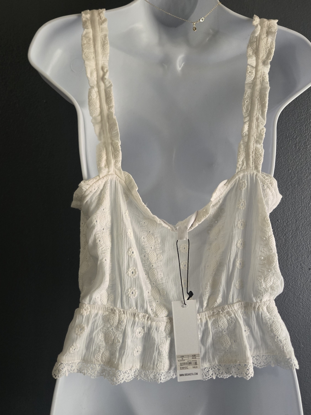 BB Dakota by Steve Madden Cream Eyelet Ruffled Coquette Dainty Tank Top M - Picture 2 of 8